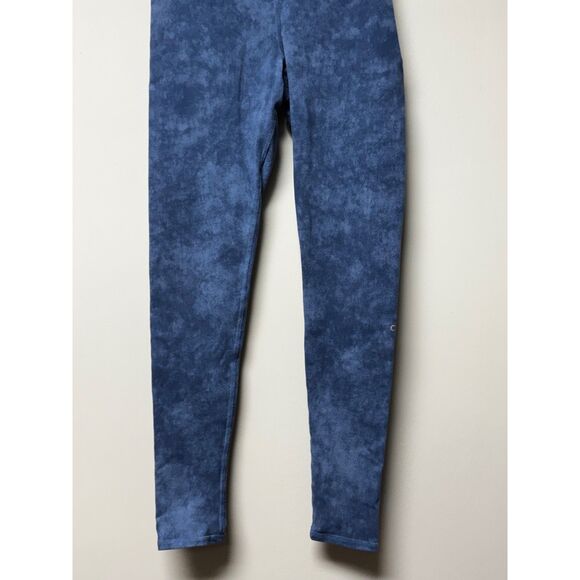 ALO High Waist Airbrush Legging in Denim Acid Wash, Sz S - Picture 4 of 9